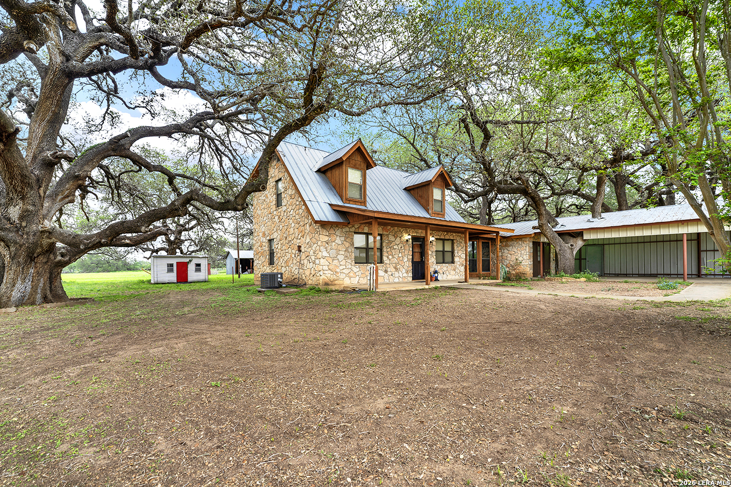360 Horton Road Poteet TX 78065