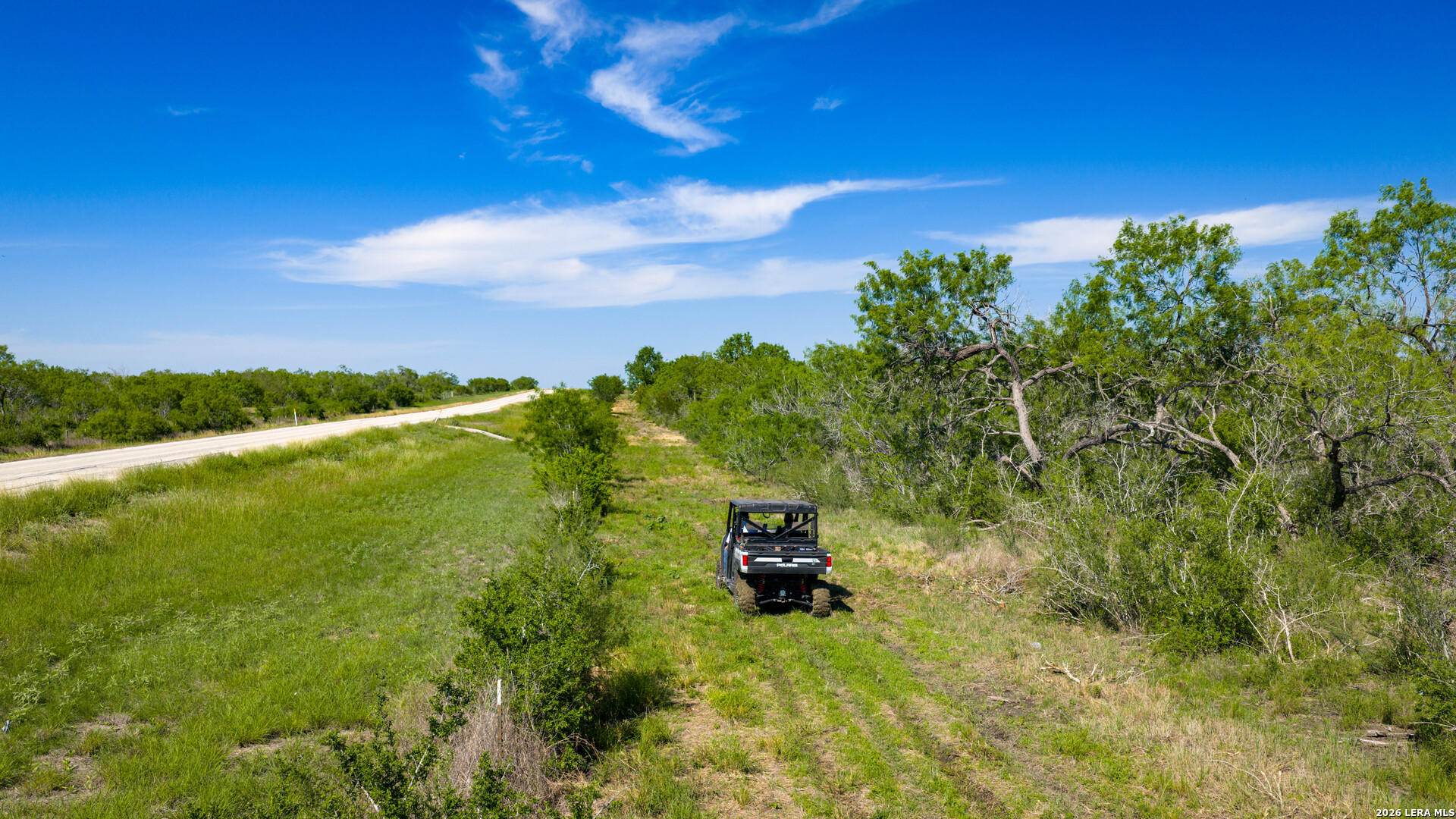 422 F.m. 791 Campbellton TX 78008
