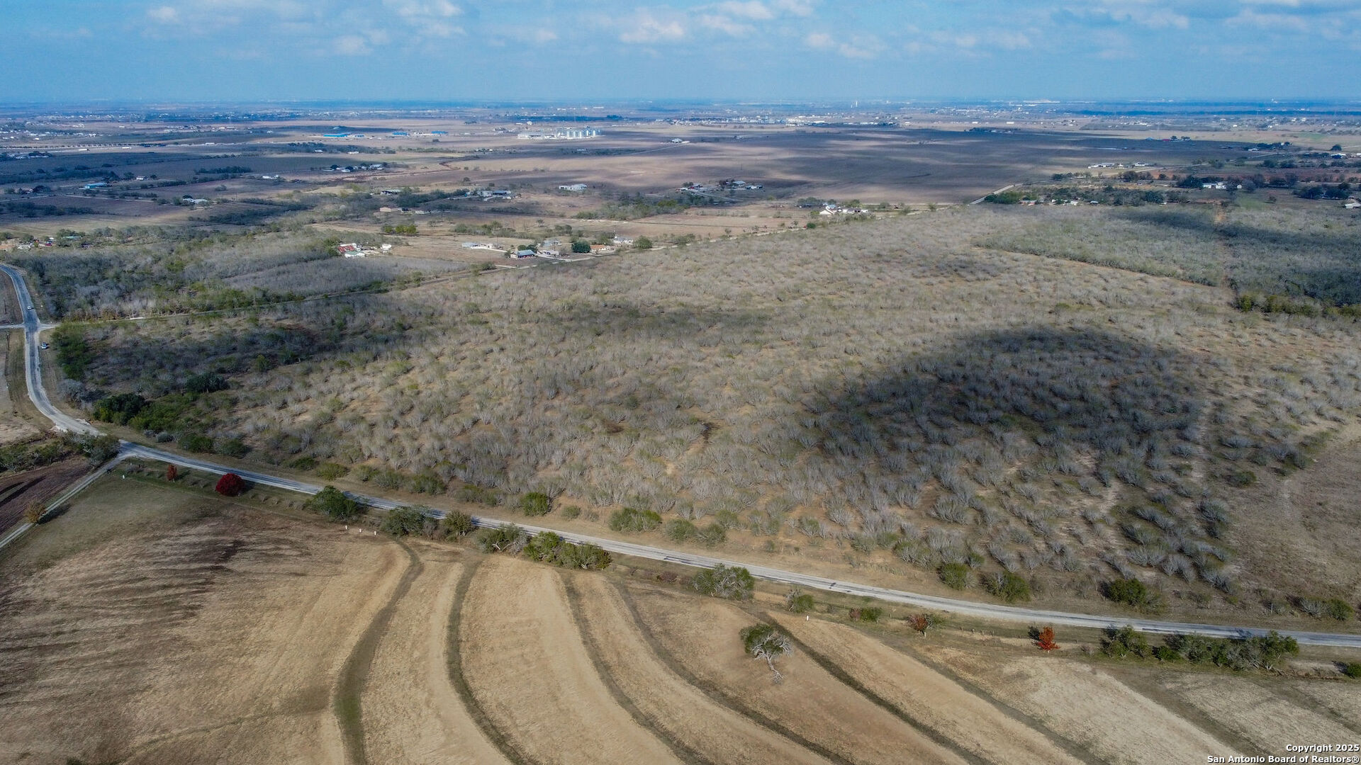 000 Gin Marion TX 78124