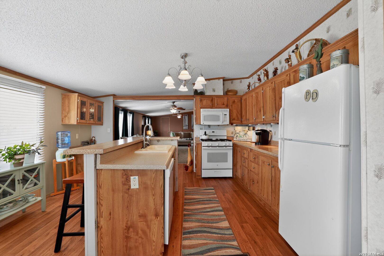 1721 Lakeshore Drive N Bandera TX 78003