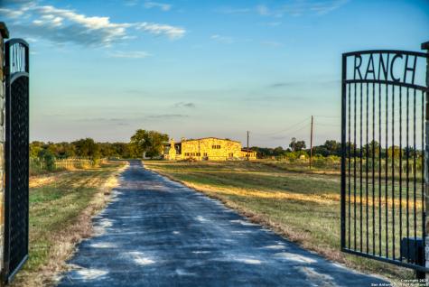 192 Fm 2828 Medina TX 78055
