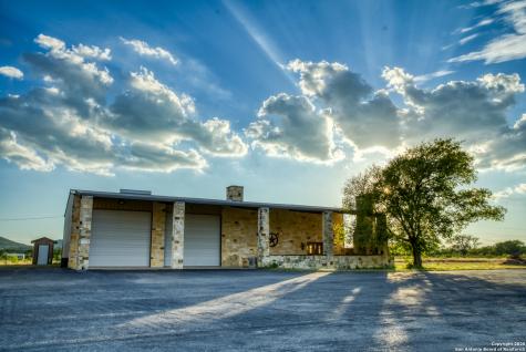 192 Fm 2828 Medina TX 78055