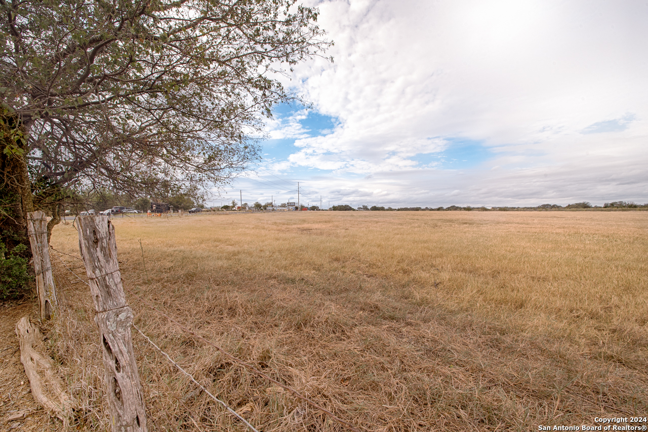 7400 State Highway 27 Comfort TX 78013