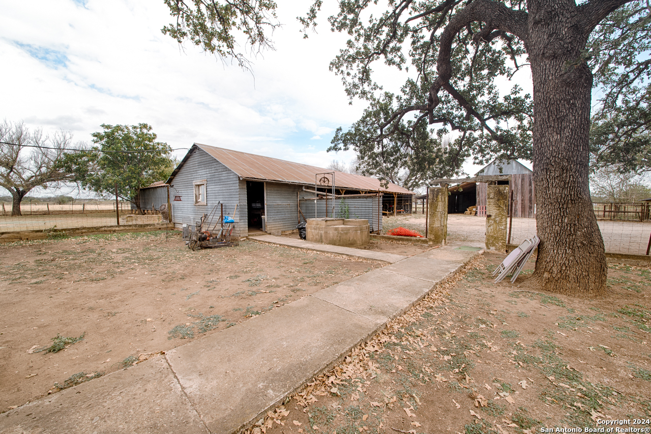 7400 State Highway 27 Comfort TX 78013