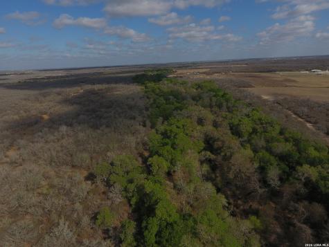 330 County Road 412 Three Rivers TX 78071