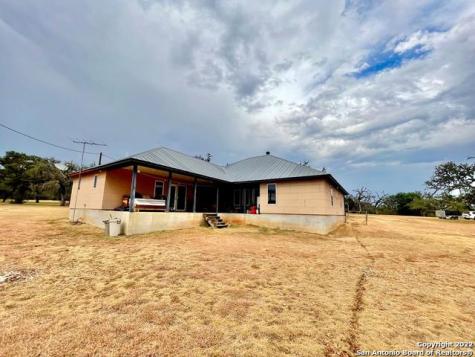 326 Rocky Creek Road Medina TX 78055