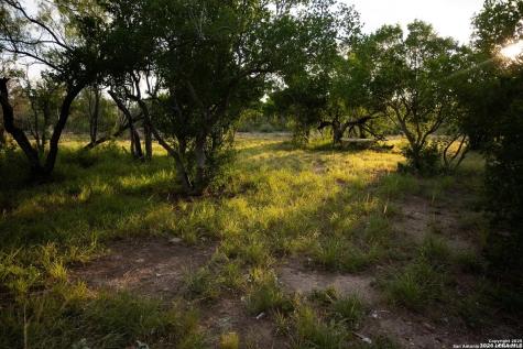 749 Sycamore Street Brackettville TX 78832