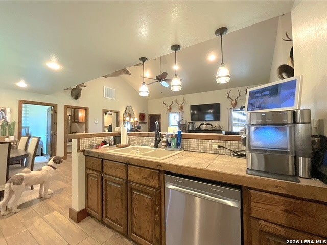 205 Western Avenue Leming TX 78050