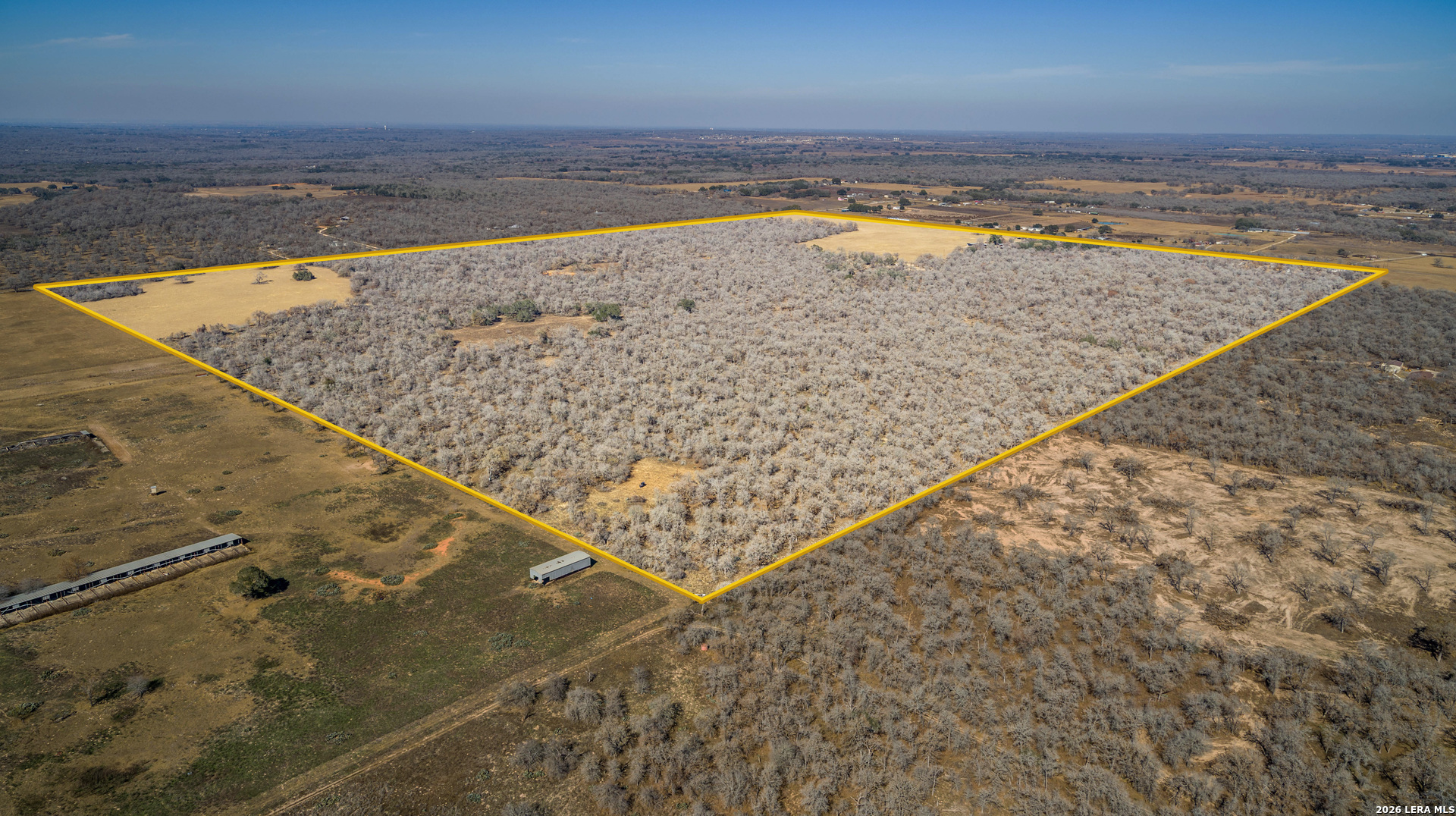 1387 County Road 304 Floresville TX 78114
