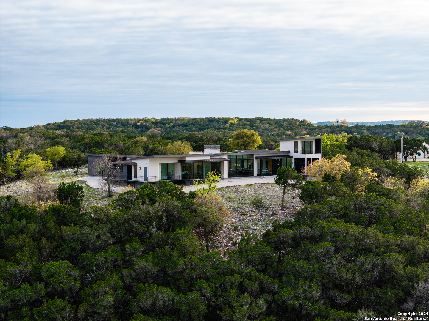 5081 Texas 173 Center Point TX 78010