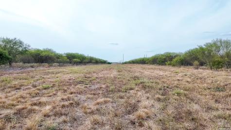 625 County Road 409 Beeville TX 78102