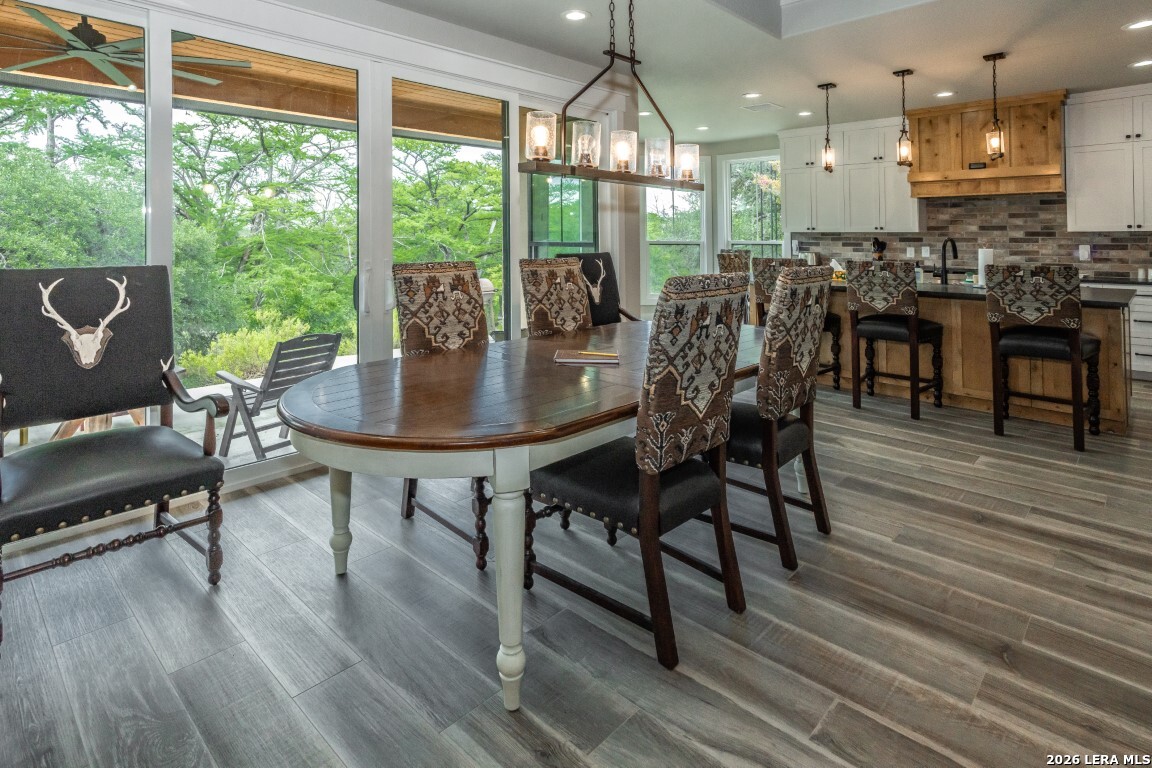 1040 Panther Hill Road Vanderpool TX 78885