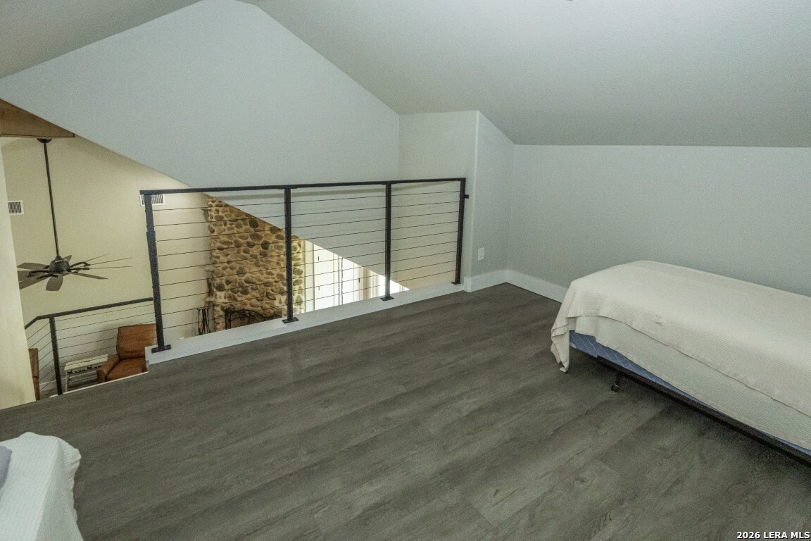 1040 Panther Hill Road Vanderpool TX 78885
