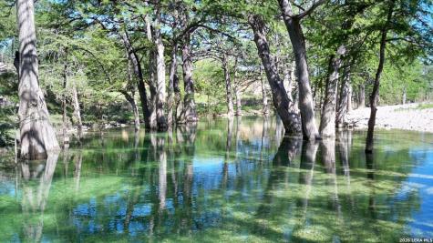 1040 Panther Hill Road Vanderpool TX 78885