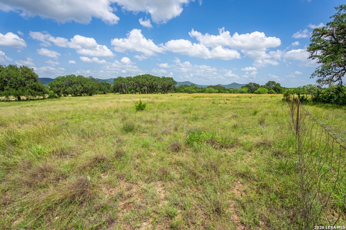 1040 Panther Hill Road Vanderpool TX 78885