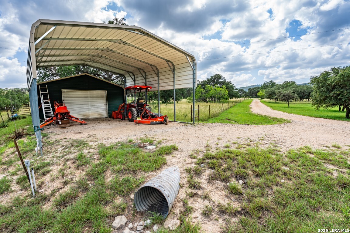 1040 Panther Hill Road Vanderpool TX 78885