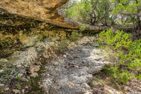 1040 Panther Hill Road Vanderpool TX 78885
