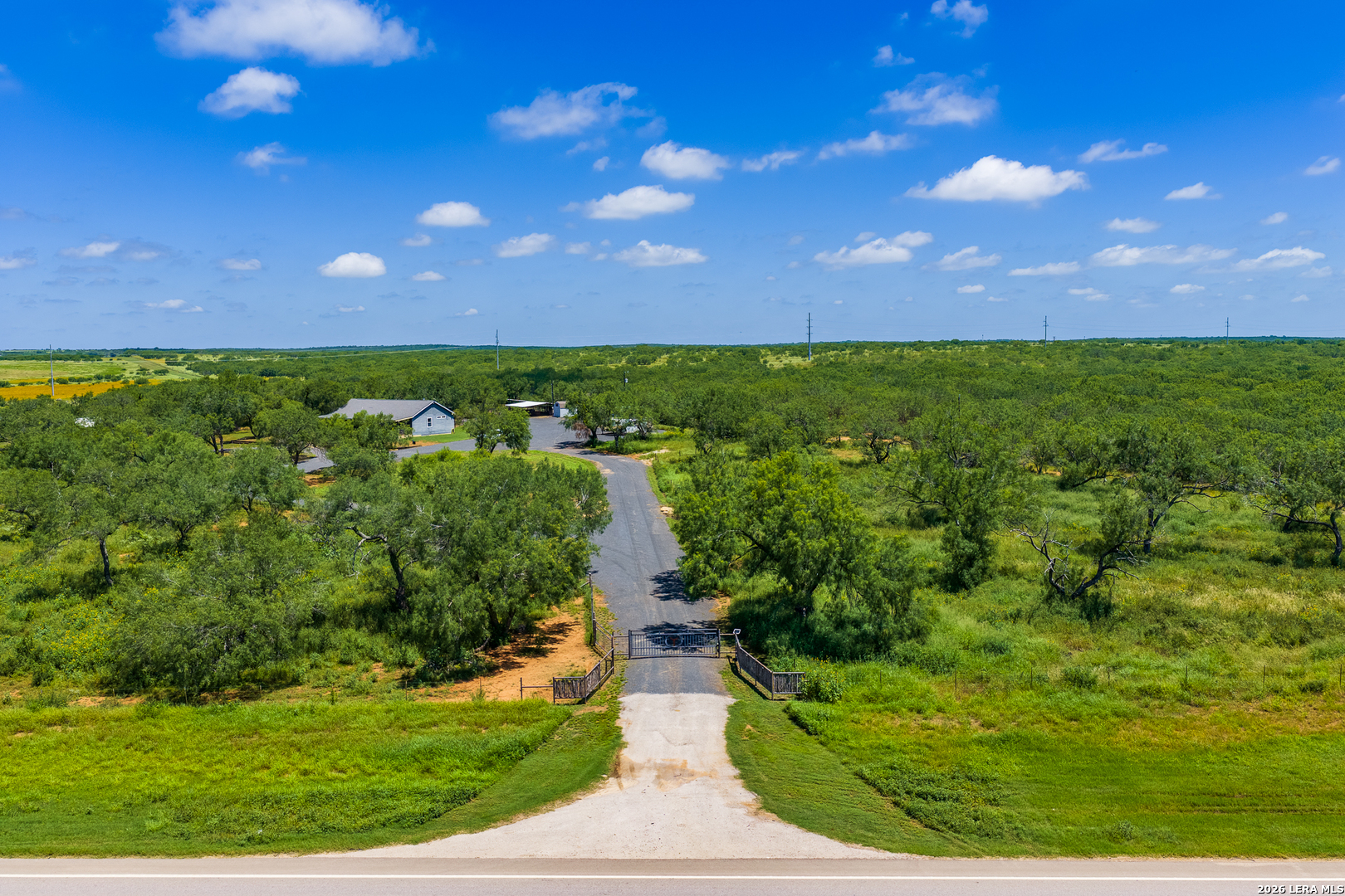 15599 E Highway 85 & Carnes Pearsall TX 78061