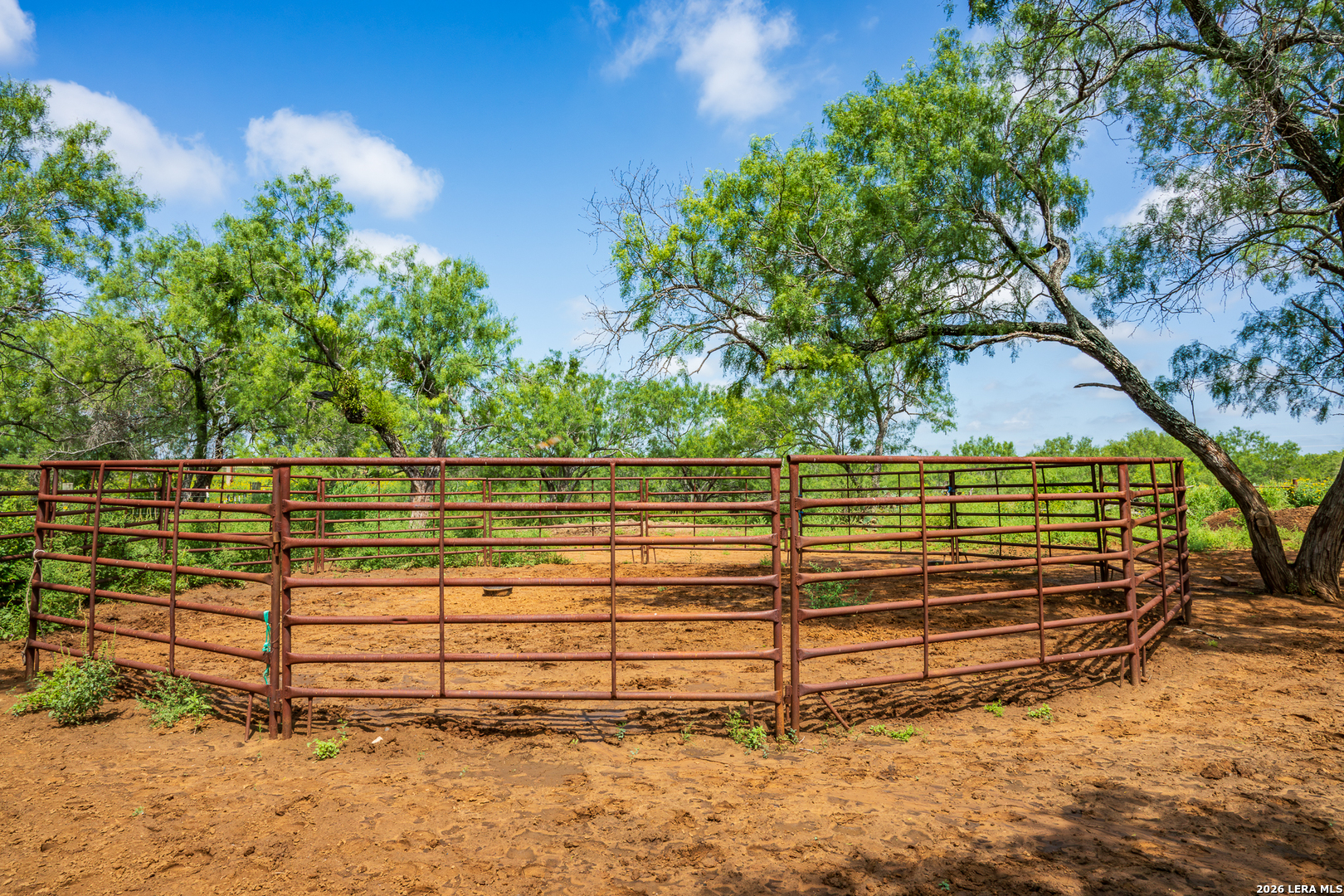 15599 E Highway 85 & Carnes Pearsall TX 78061