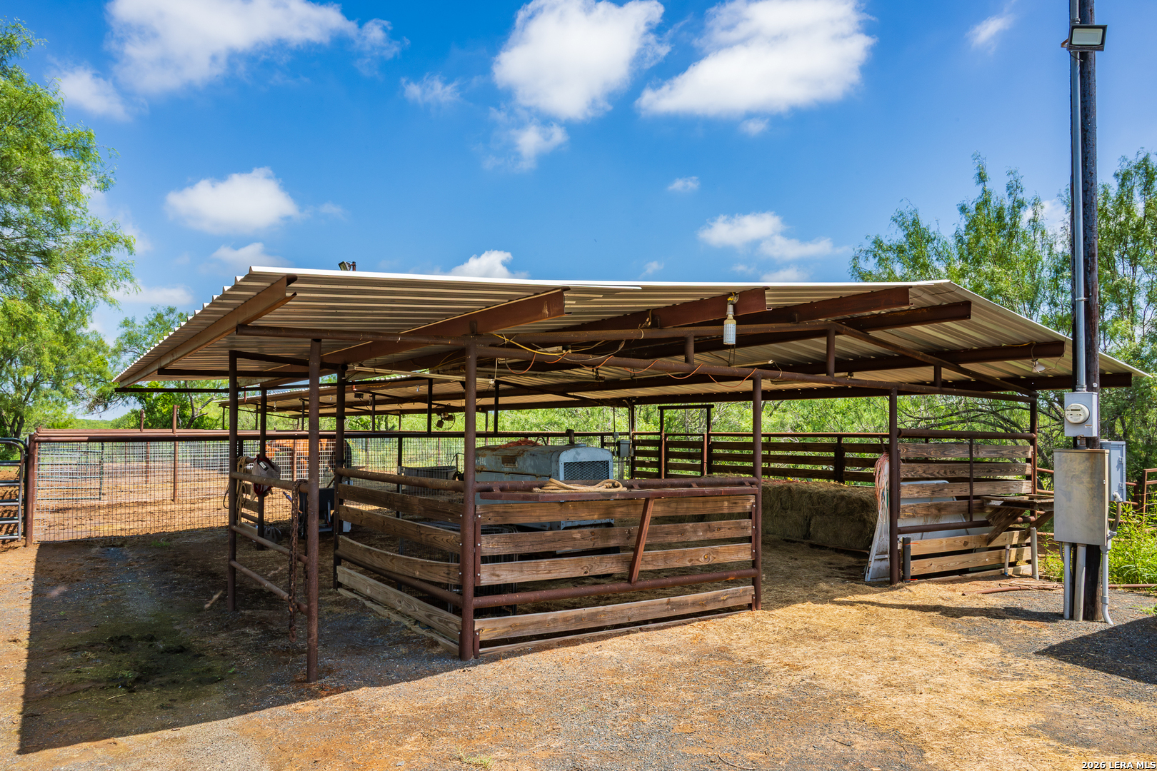 15599 E Highway 85 & Carnes Pearsall TX 78061