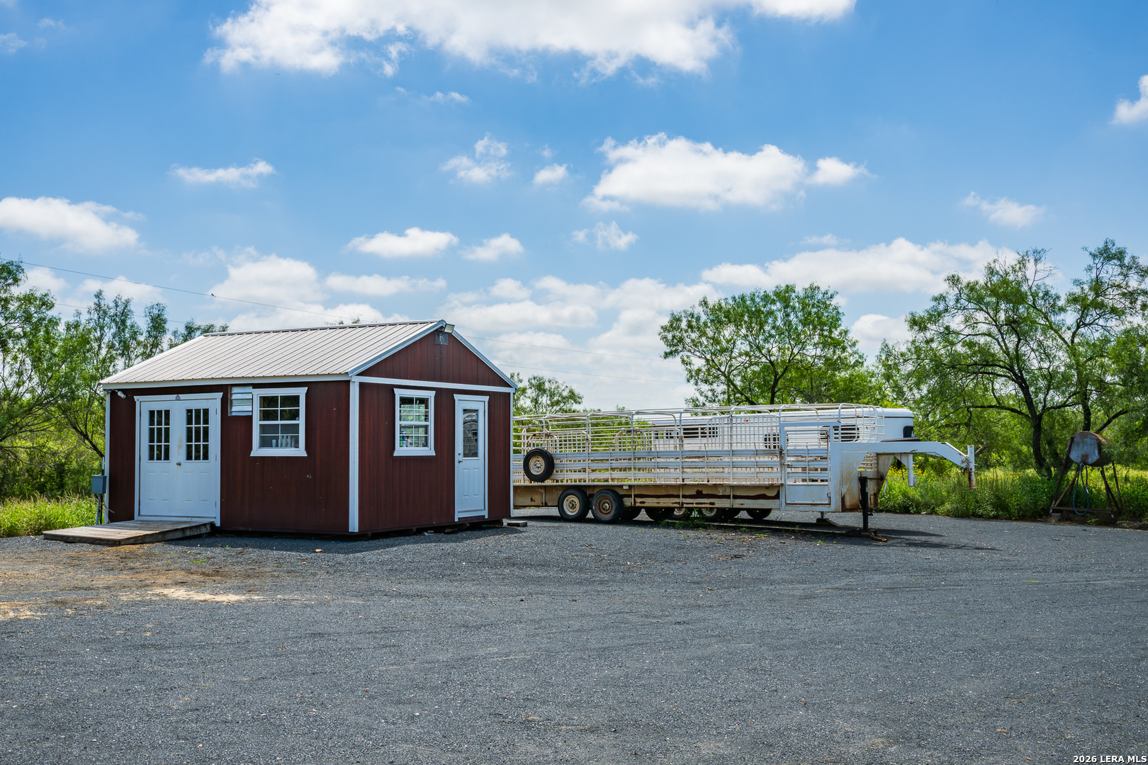 15599 E Highway 85 & Carnes Pearsall TX 78061