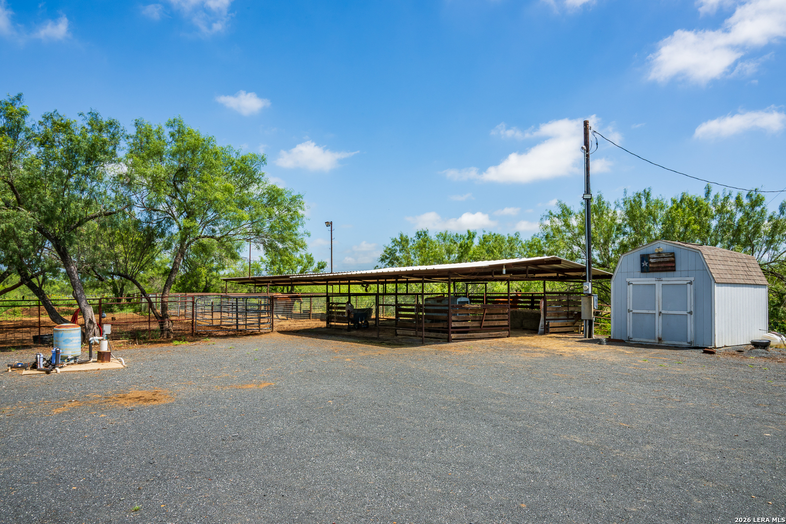 15599 E Highway 85 & Carnes Pearsall TX 78061