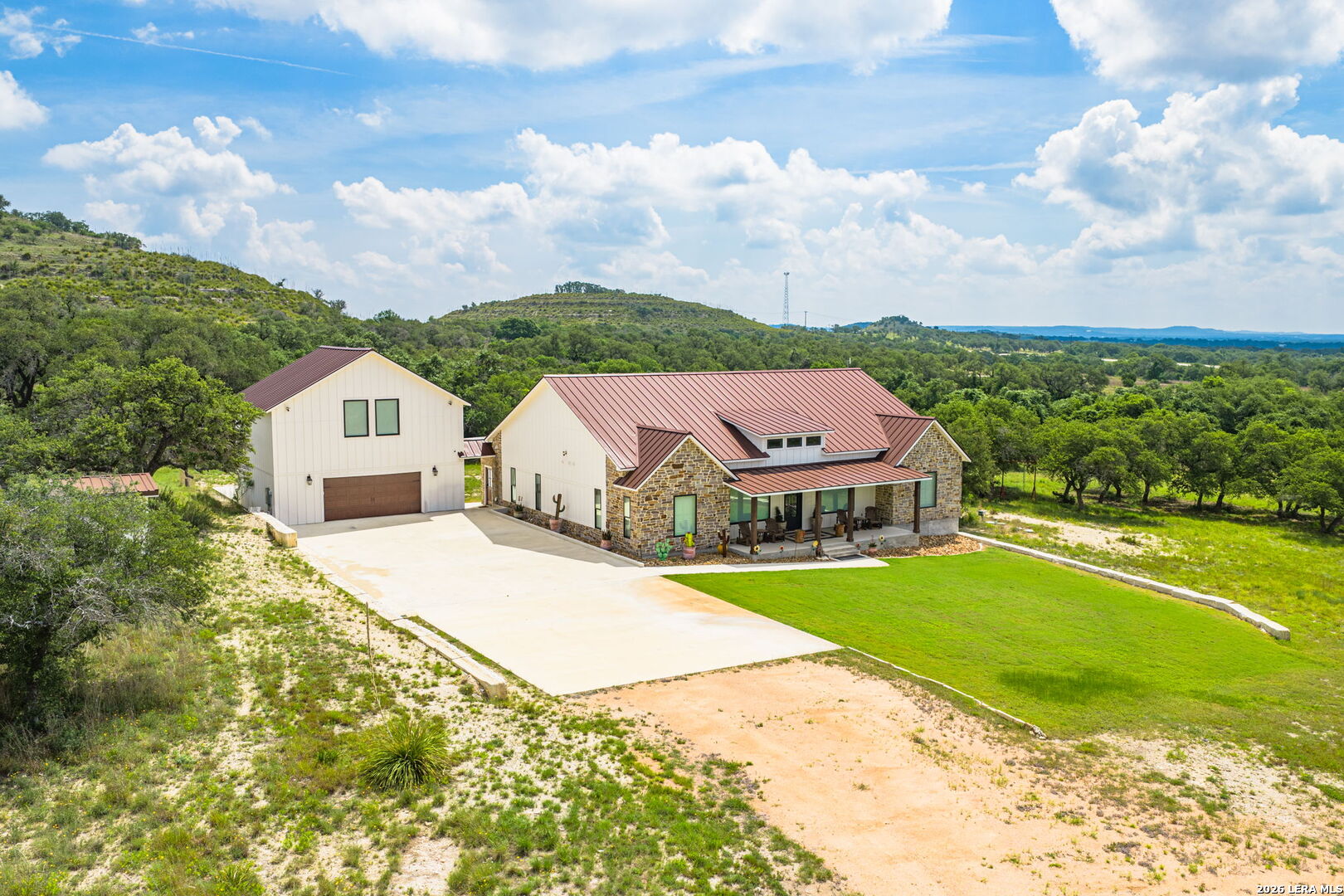 147 Gray Wolf Blanco TX 78606