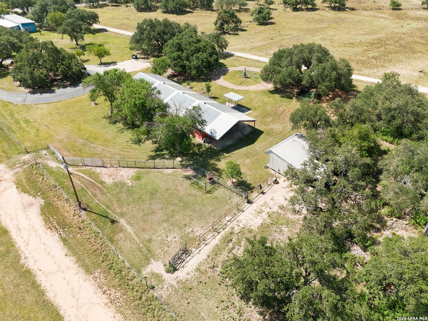1282 Kendalia Road Blanco TX 78606
