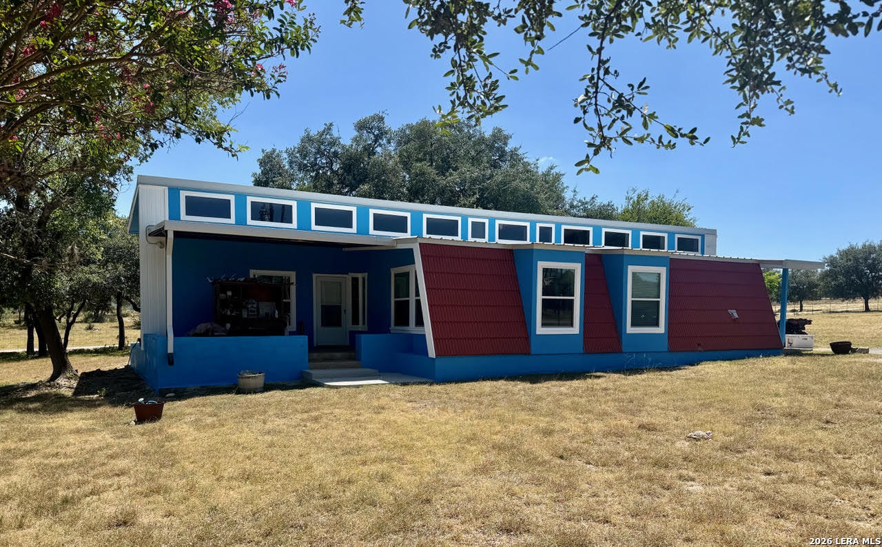 1282 Kendalia Road Blanco TX 78606