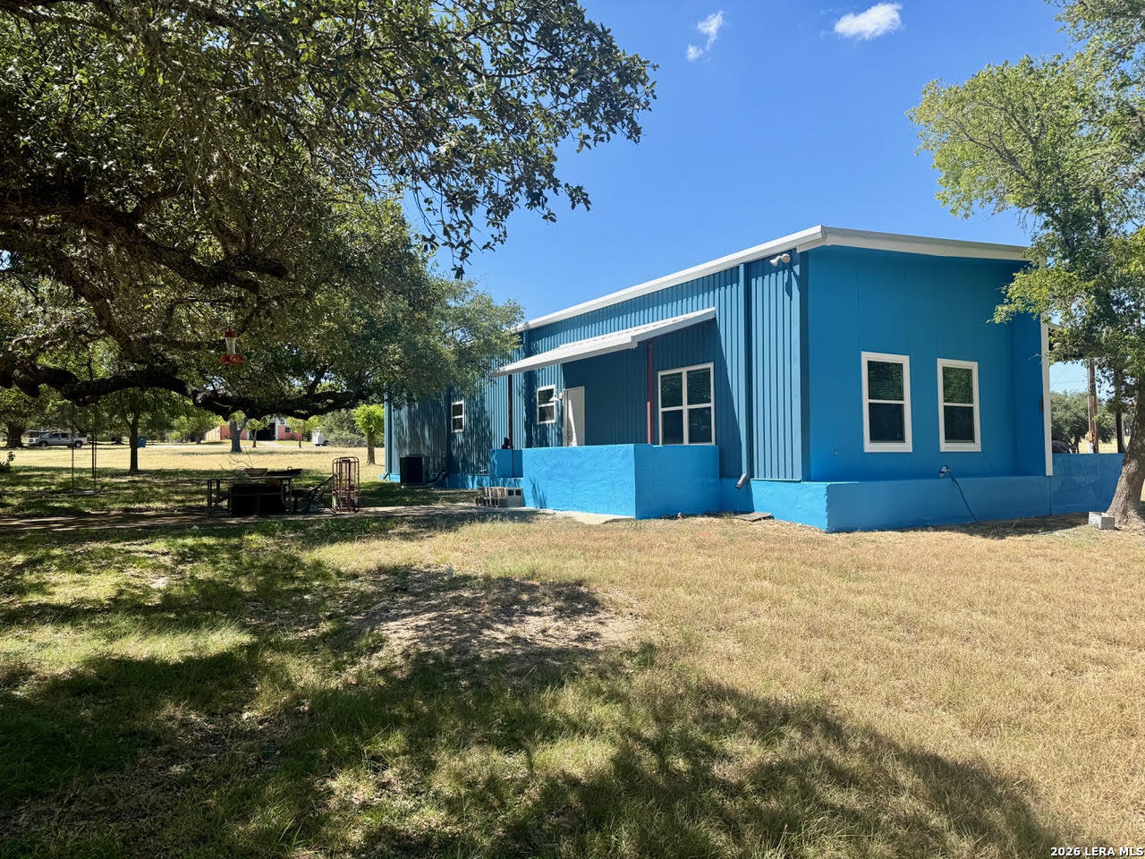 1282 Kendalia Road Blanco TX 78606