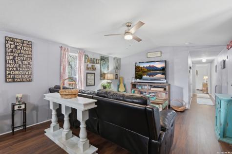 169 Oak Hollow Drive Pipe Creek TX 78063