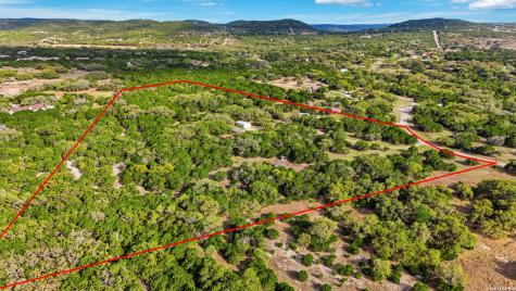 169 Oak Hollow Drive Pipe Creek TX 78063