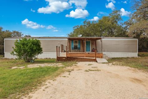 169 Oak Hollow Drive Pipe Creek TX 78063