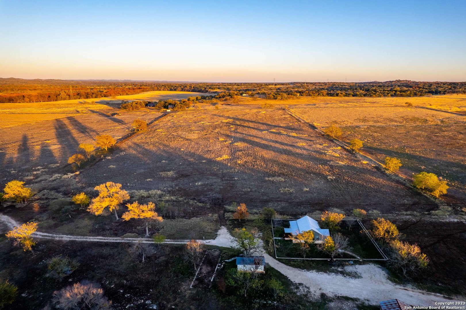 46 Fm 1621 Comfort TX 78013