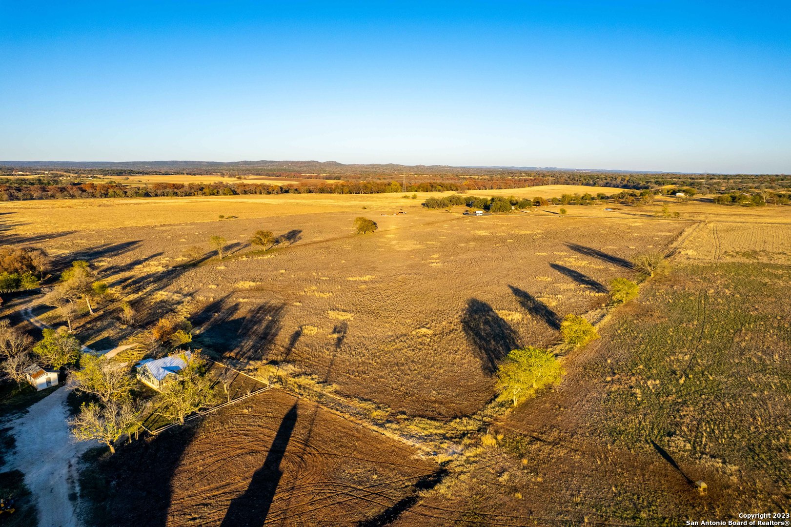 46 Fm 1621 Comfort TX 78013