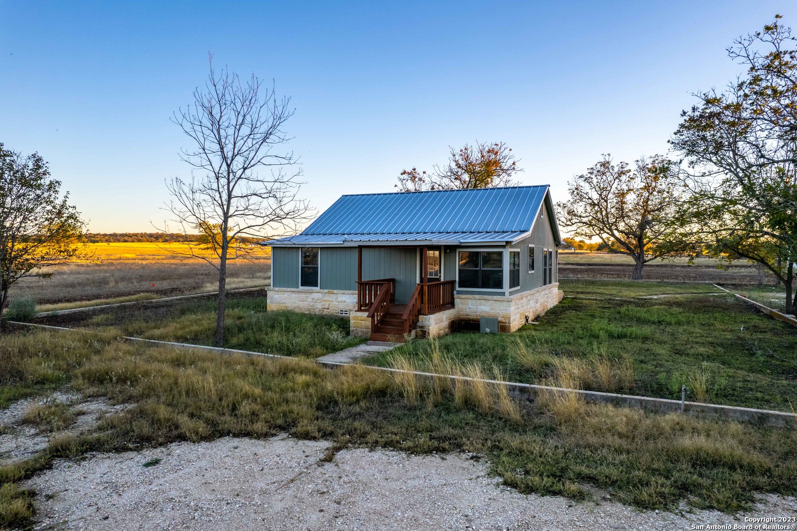 46 Fm 1621 Comfort TX 78013