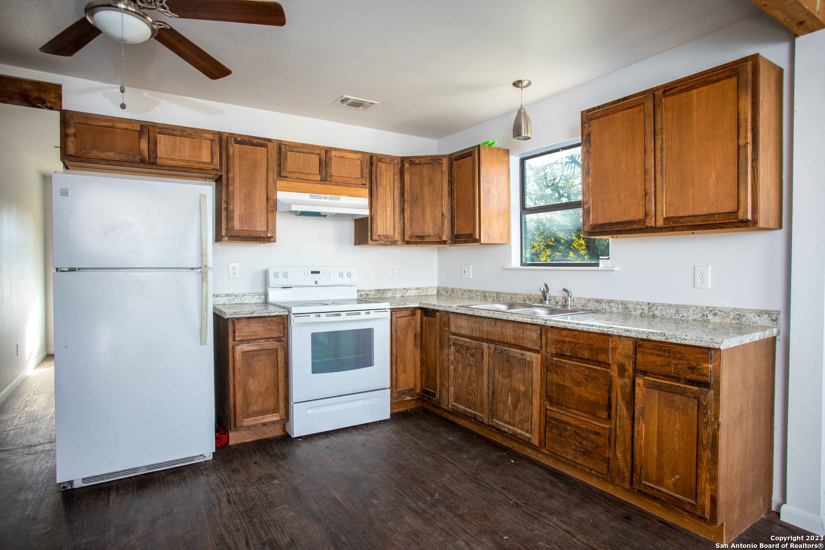 46 Fm 1621 Comfort TX 78013