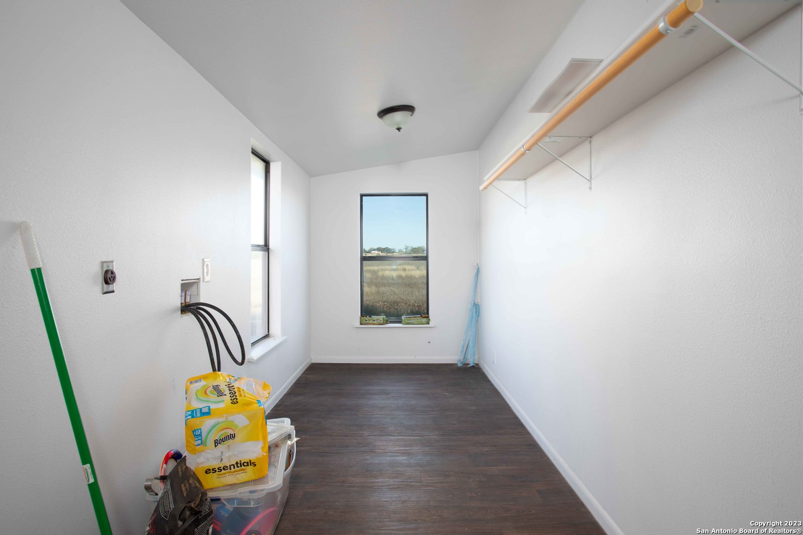 46 Fm 1621 Comfort TX 78013