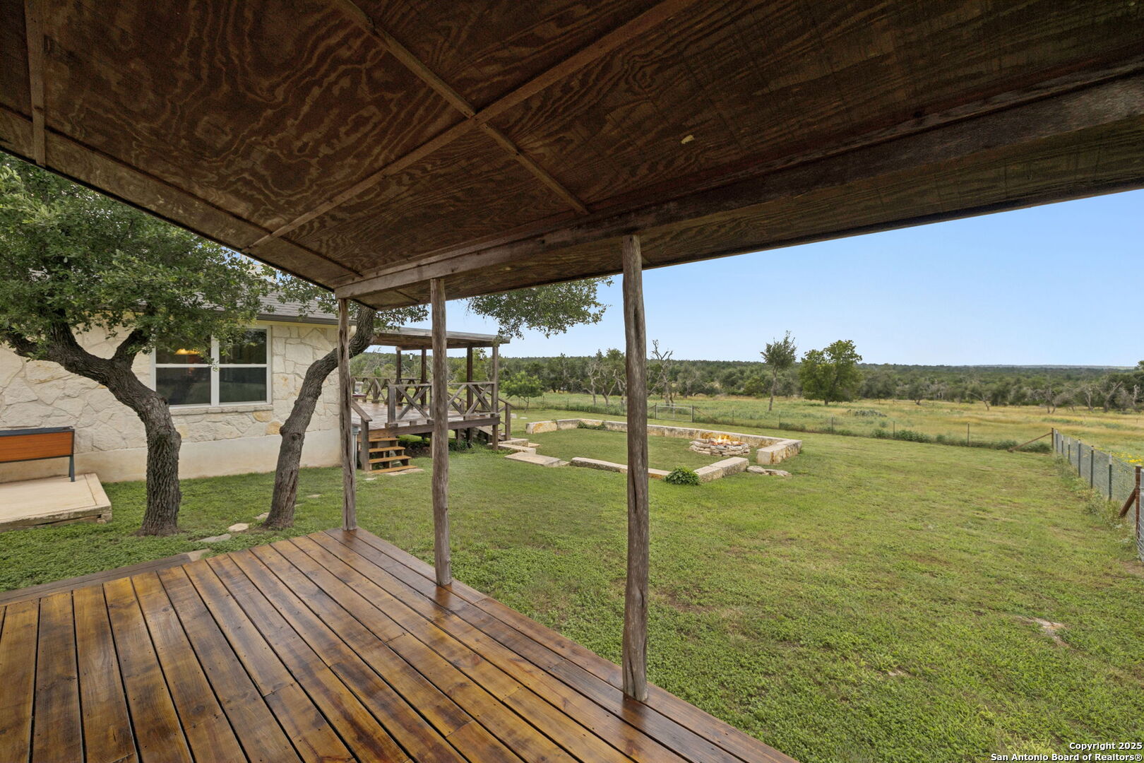 275 Starview Fredericksburg TX 78624