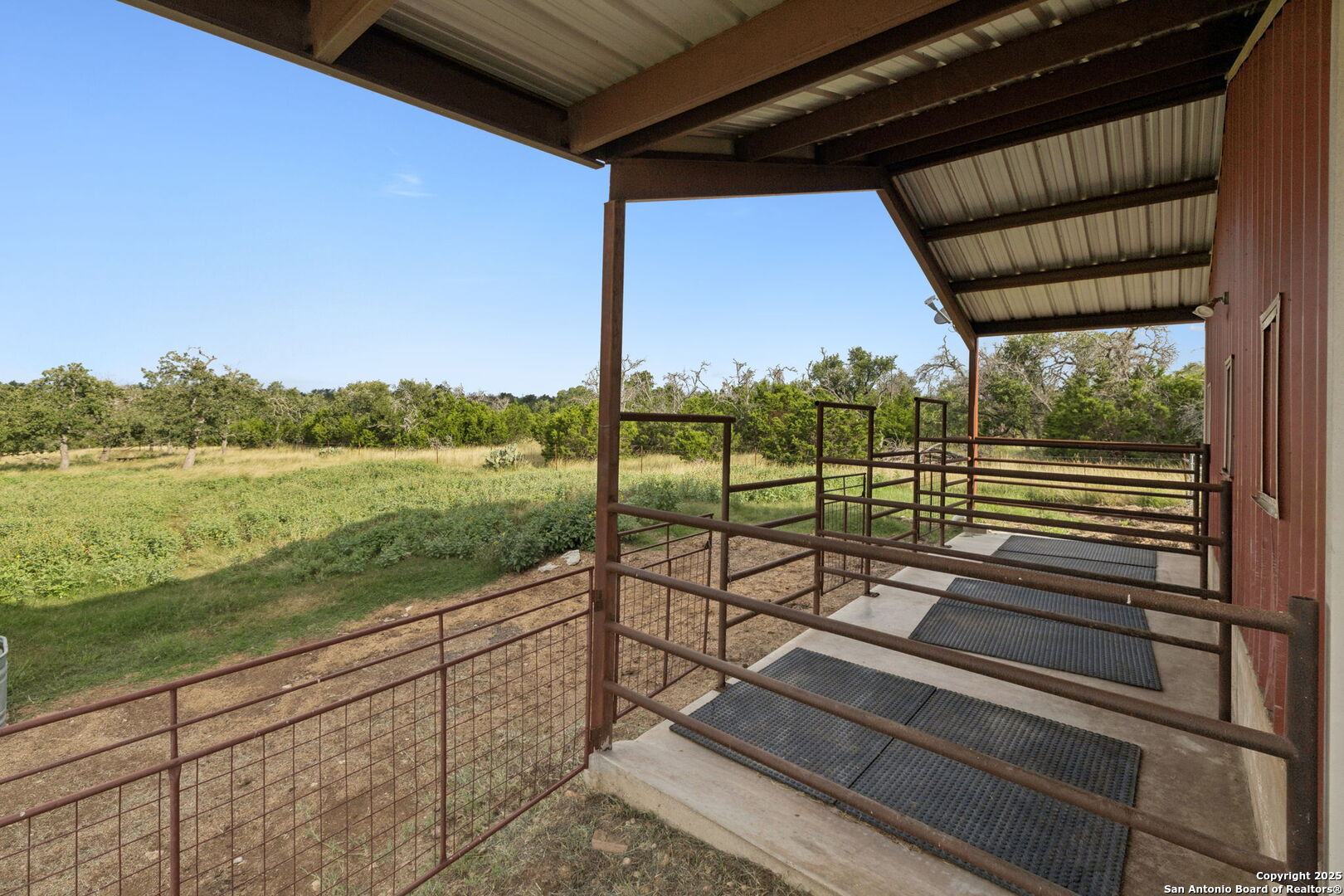 275 Starview Fredericksburg TX 78624