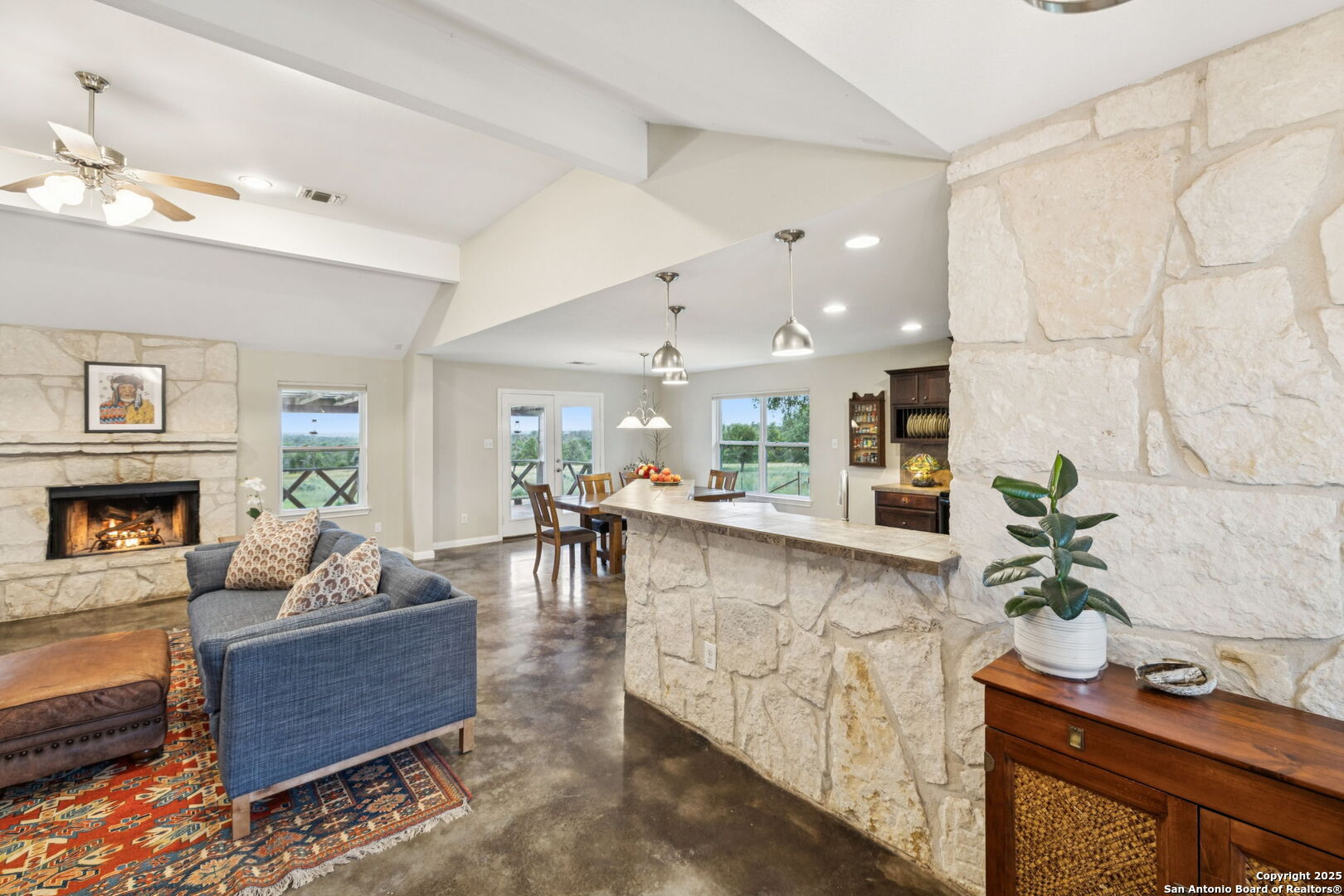 275 Starview Fredericksburg TX 78624