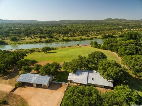 1070 Tullos Lane Mason TX 76856