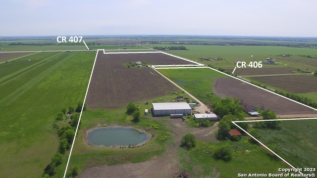 2711 Cr 406 Taylor TX 76574