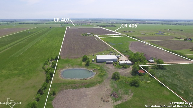 2711 Cr 406 Taylor TX 76574