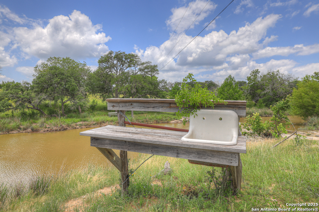 1514 Fm 1376 Boerne TX 78006