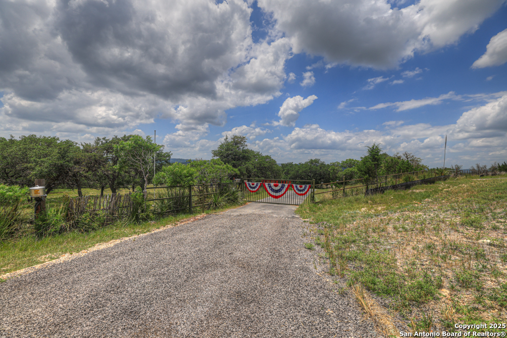 1514 Fm 1376 Boerne TX 78006