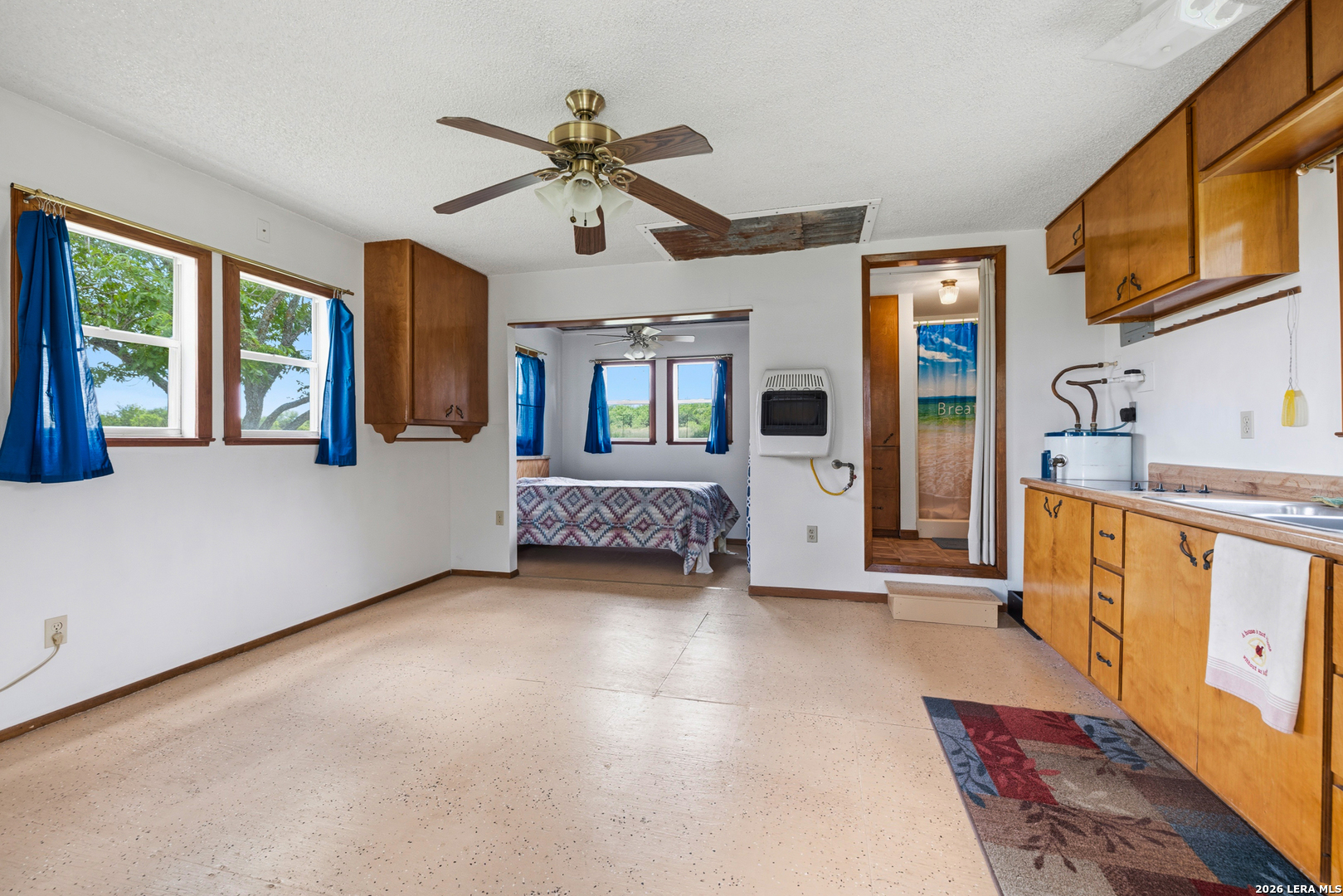 341 River View Road Fredericksburg TX 78624