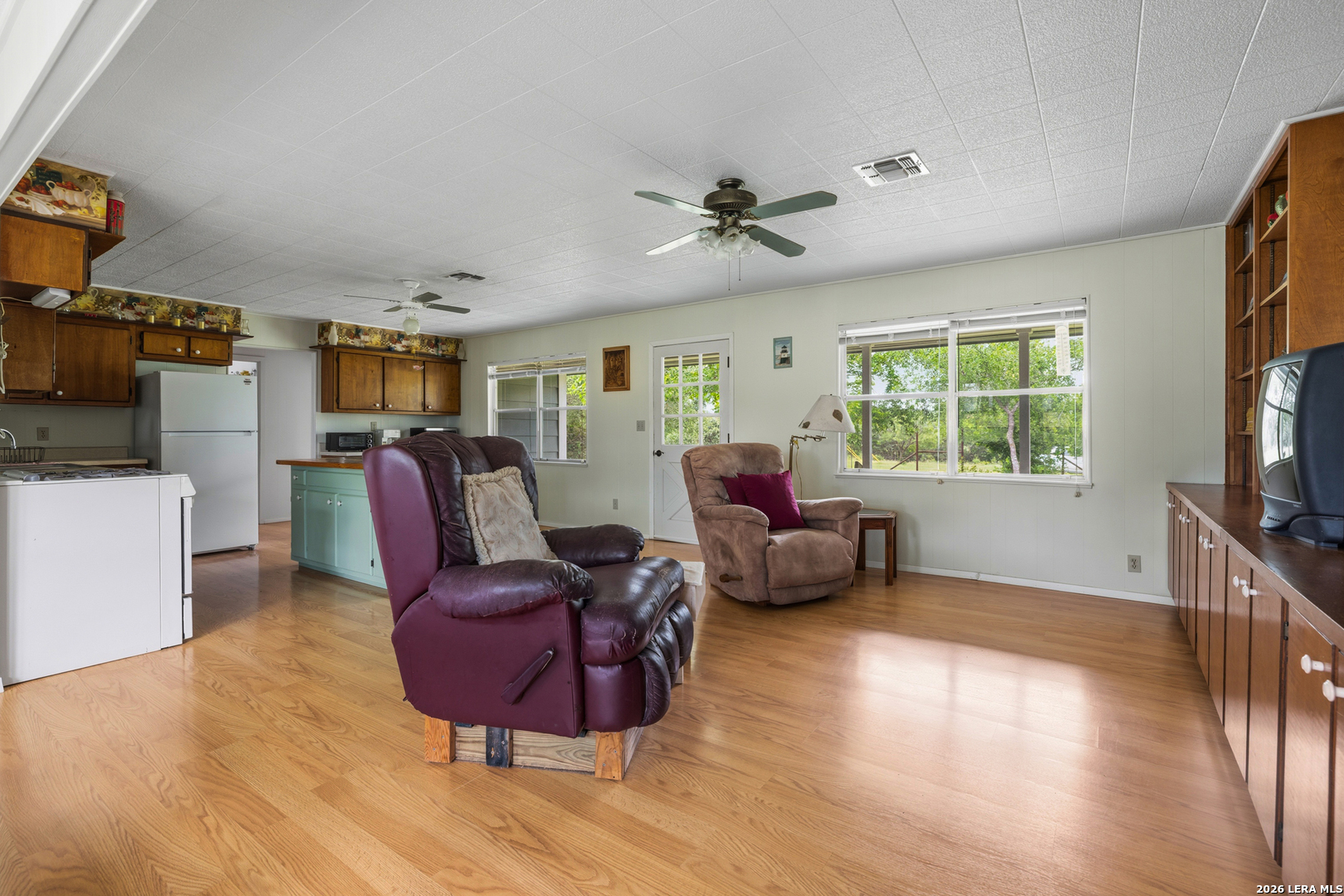 341 River View Road Fredericksburg TX 78624