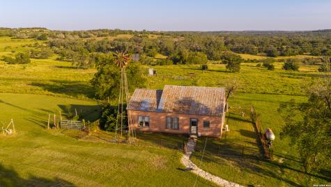 552+/- Acres Robinson Road Johnson City TX 78636