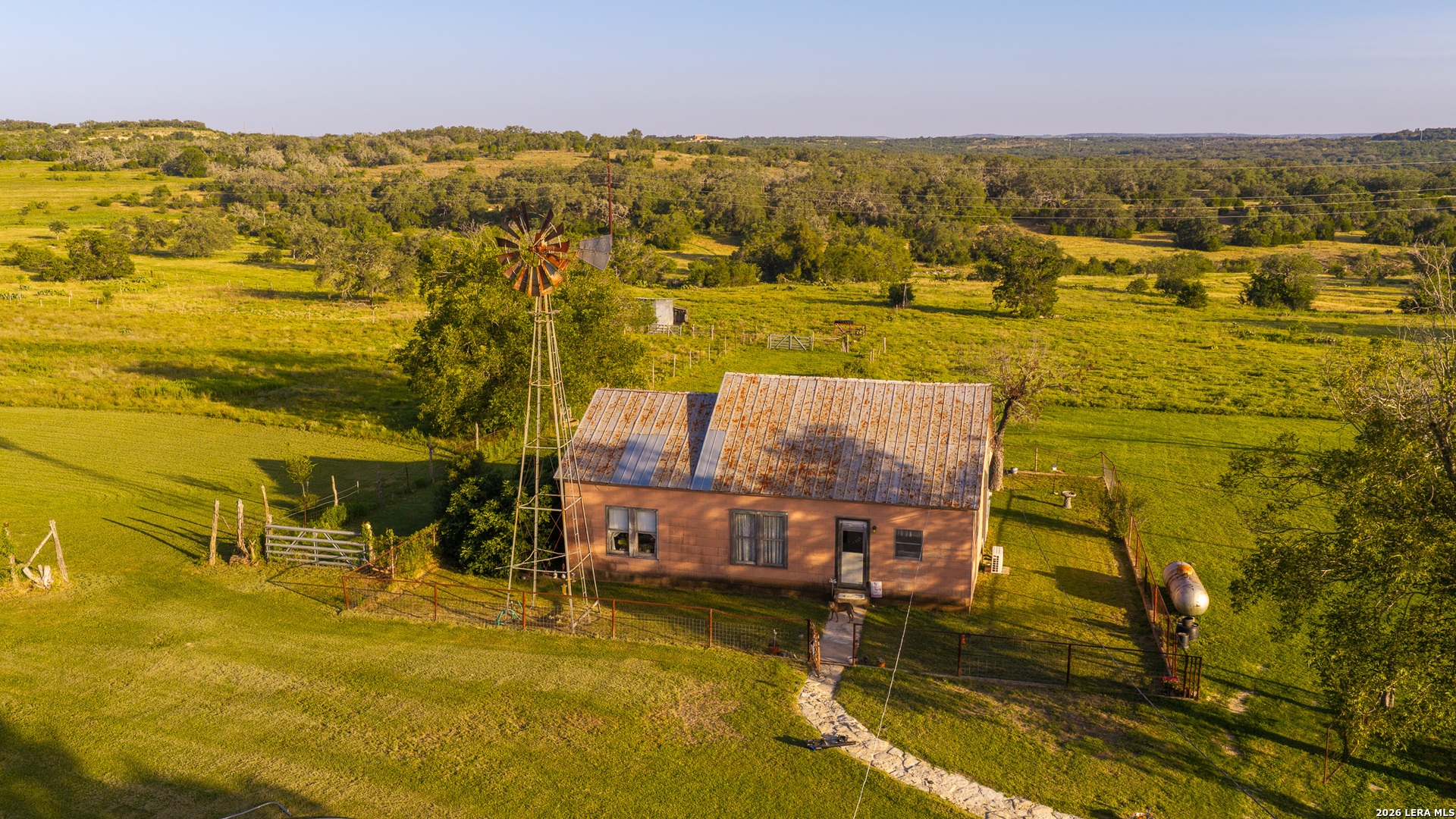 552+/- Acres Robinson Road Johnson City TX 78636